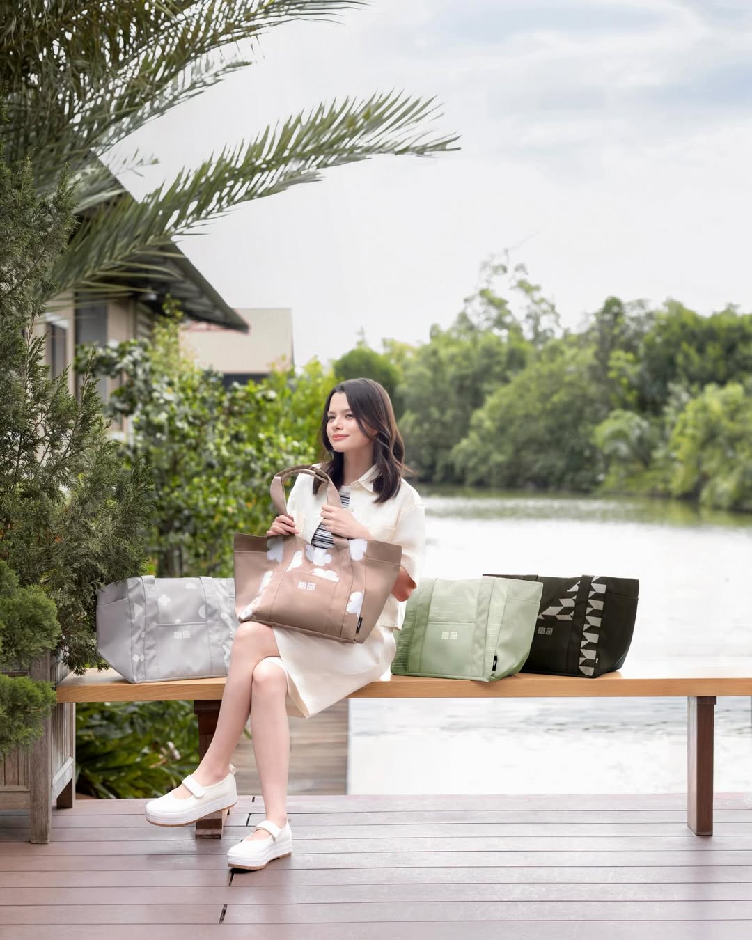 เบคกี้ - รีเบคก้า แพทรีเซีย อาร์มสตรอง