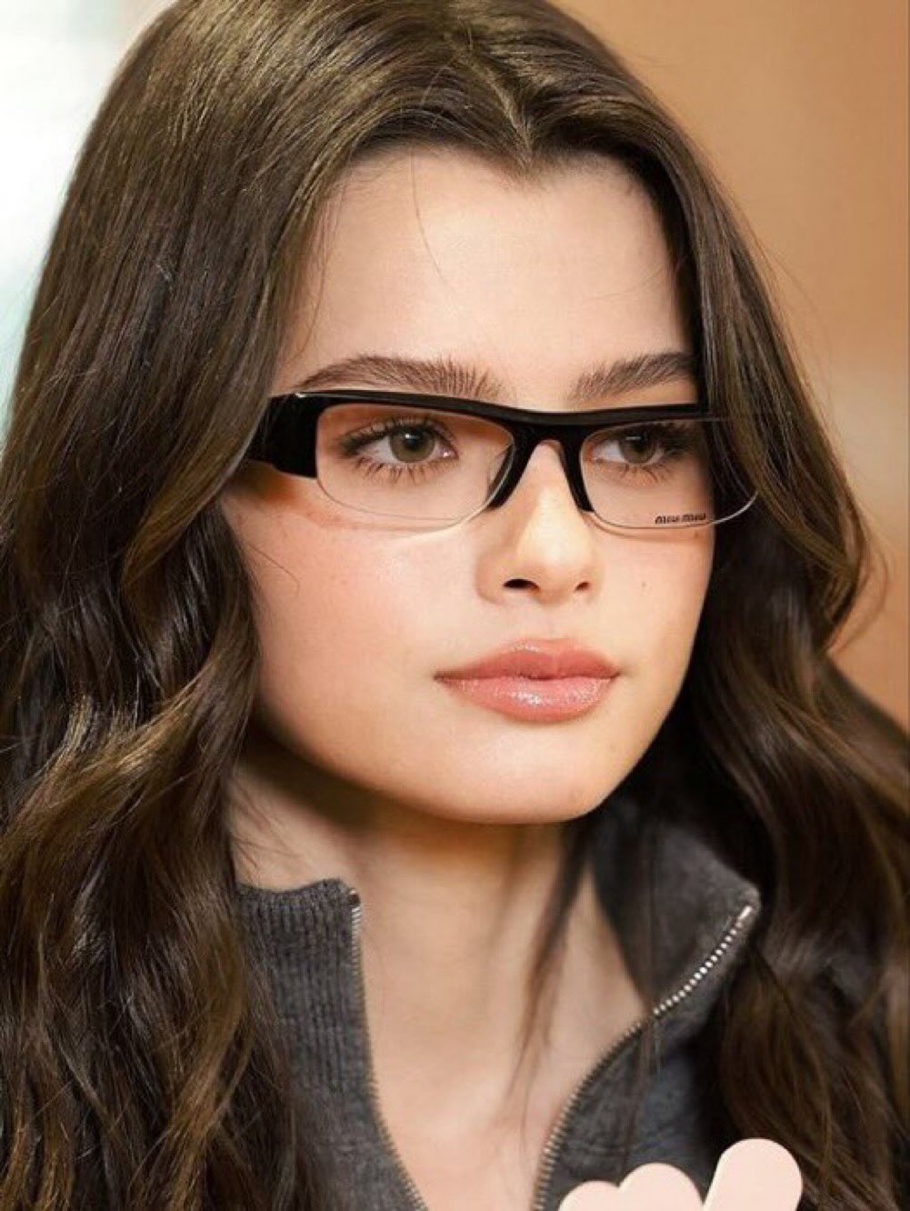 เบคกี้ - รีเบคก้า แพทรีเซีย อาร์มสตรอง