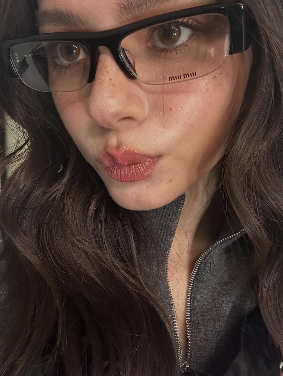 เบคกี้ - รีเบคก้า แพทรีเซีย อาร์มสตรอง