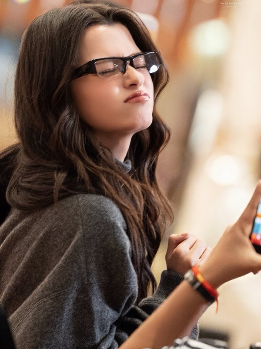 เบคกี้ - รีเบคก้า แพทรีเซีย อาร์มสตรอง