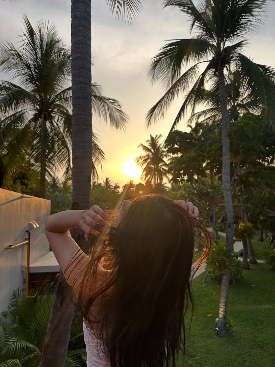 เบคกี้ - รีเบคก้า แพทรีเซีย อาร์มสตรอง