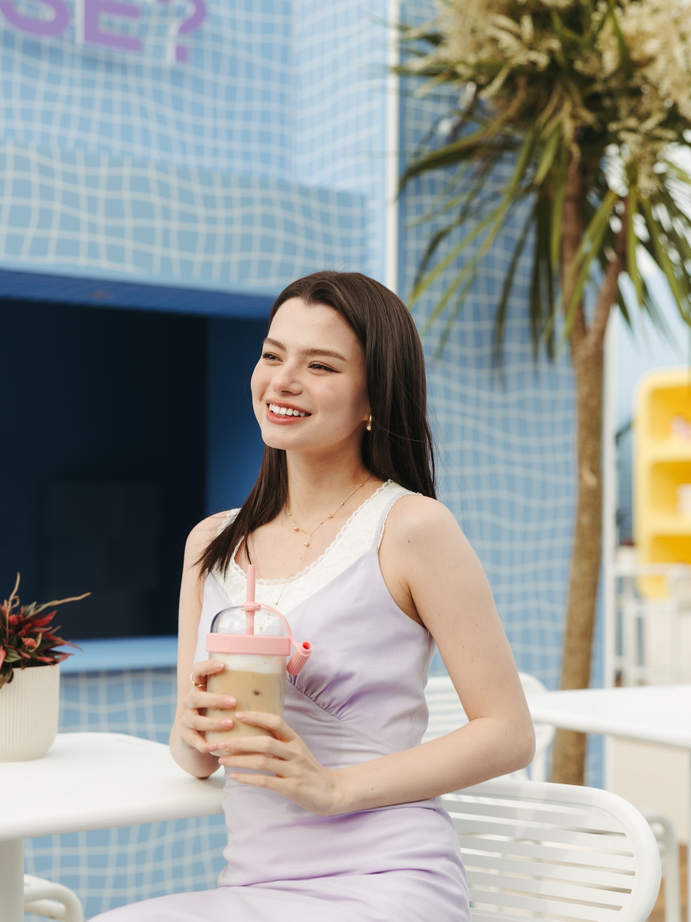 เบคกี้ - รีเบคก้า แพทรีเซีย อาร์มสตรอง