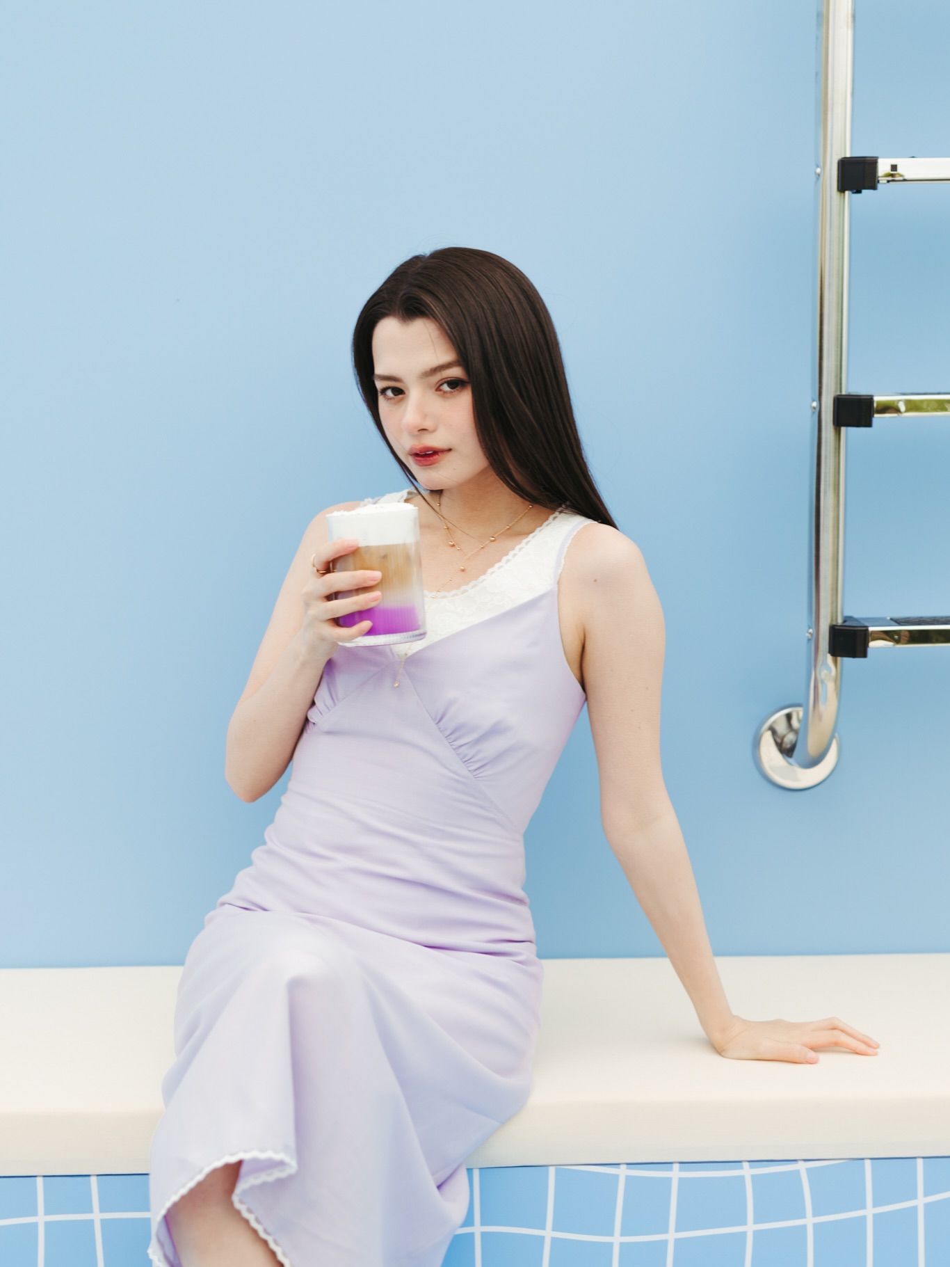 เบคกี้ - รีเบคก้า แพทรีเซีย อาร์มสตรอง
