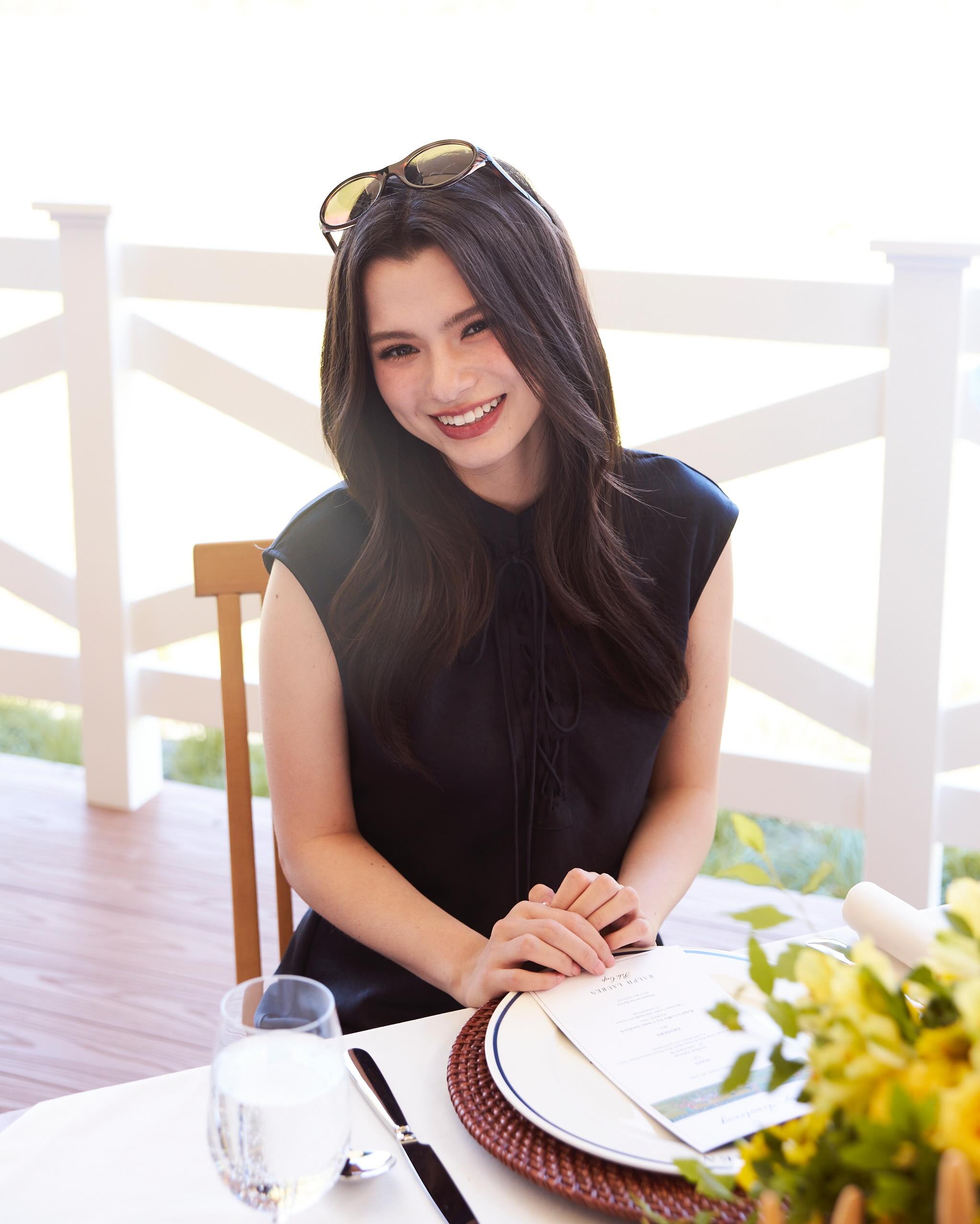 เบคกี้ - รีเบคก้า แพทรีเซีย อาร์มสตรอง