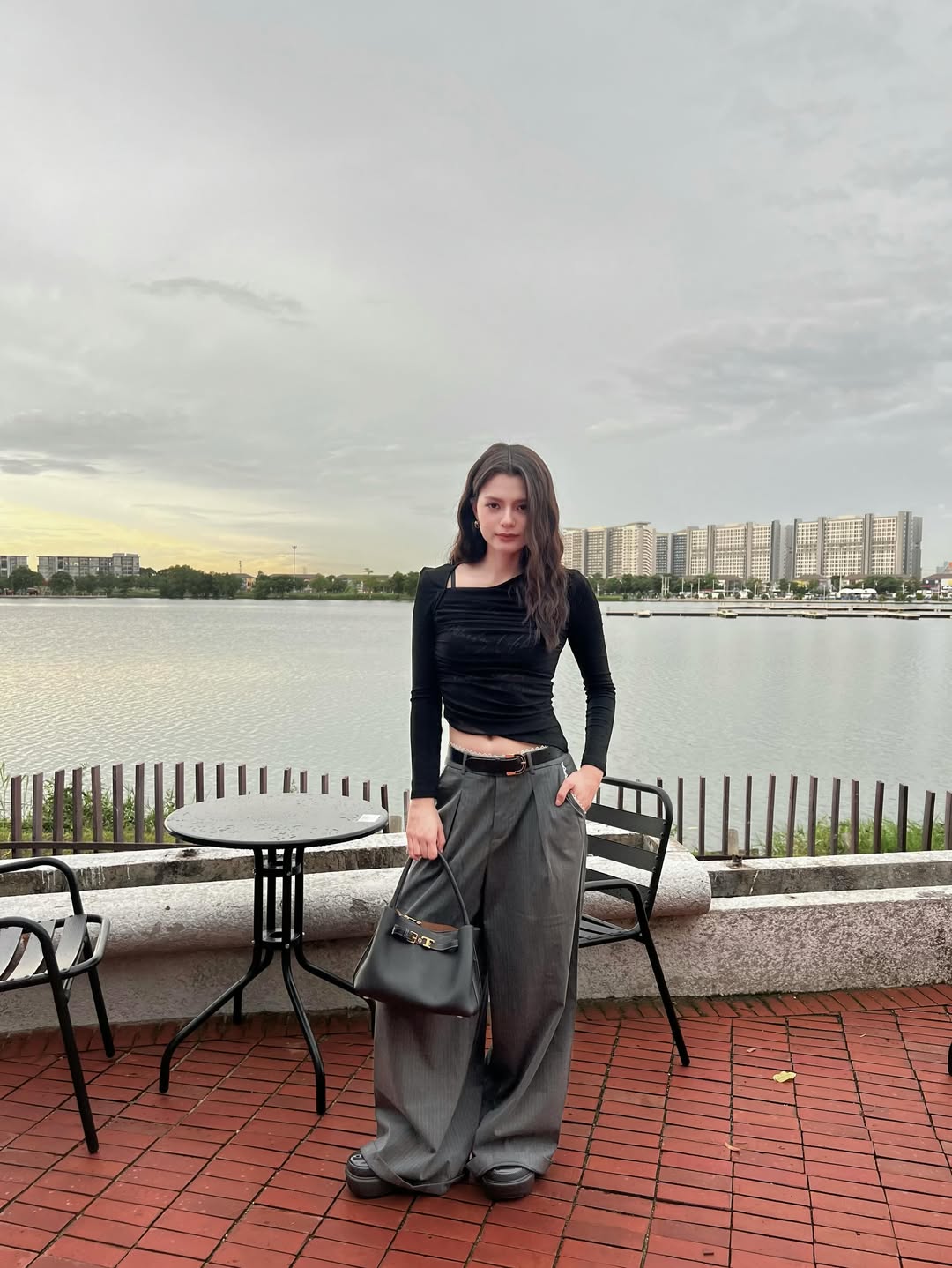 เบคกี้ - รีเบคก้า แพทรีเซีย อาร์มสตรอง