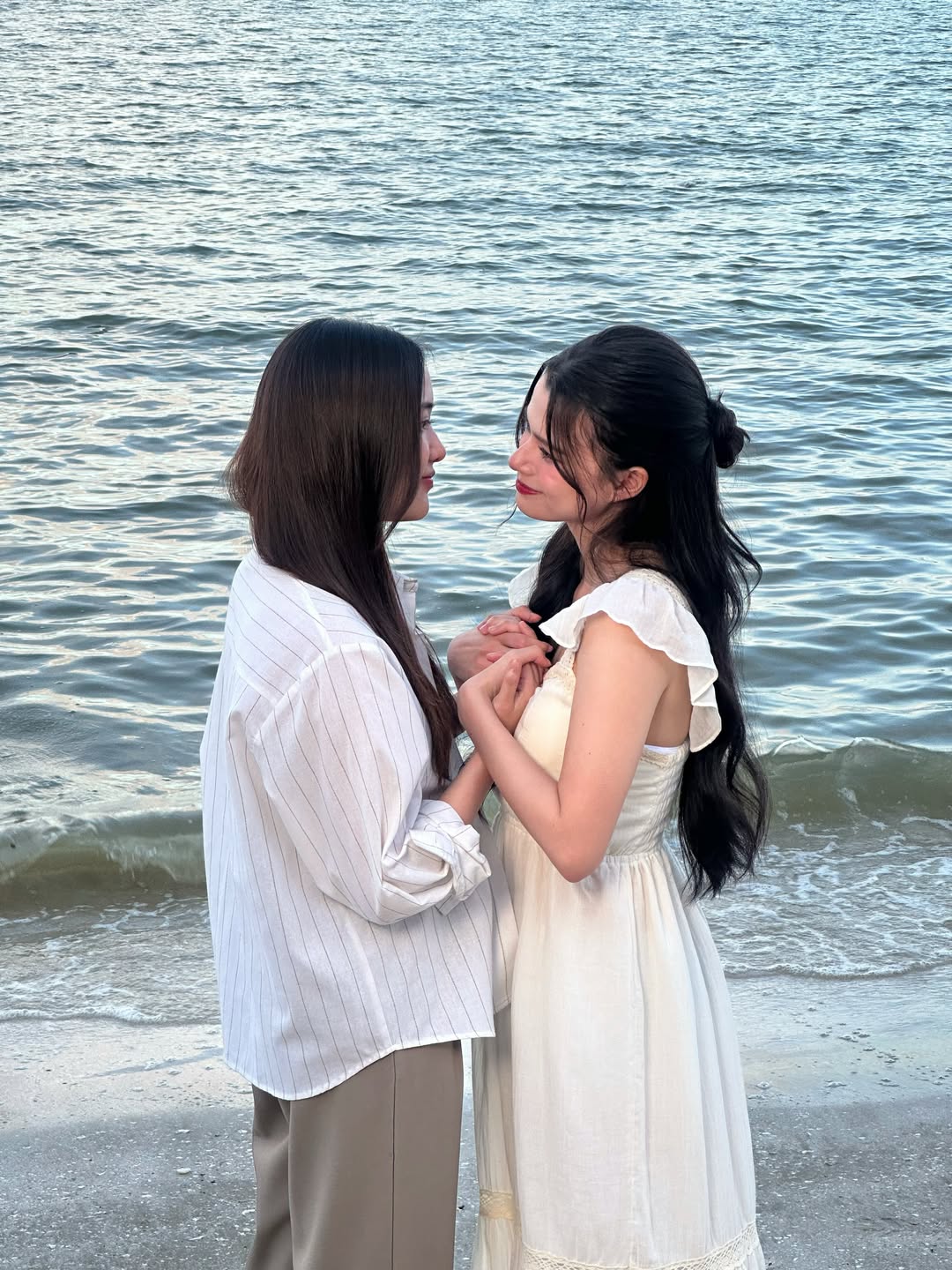 เบคกี้ - รีเบคก้า แพทรีเซีย อาร์มสตรอง