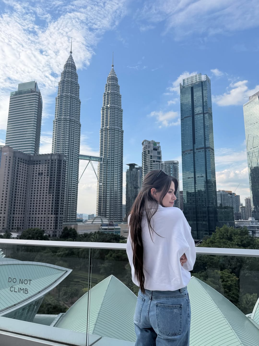 เบคกี้ - รีเบคก้า แพทรีเซีย อาร์มสตรอง