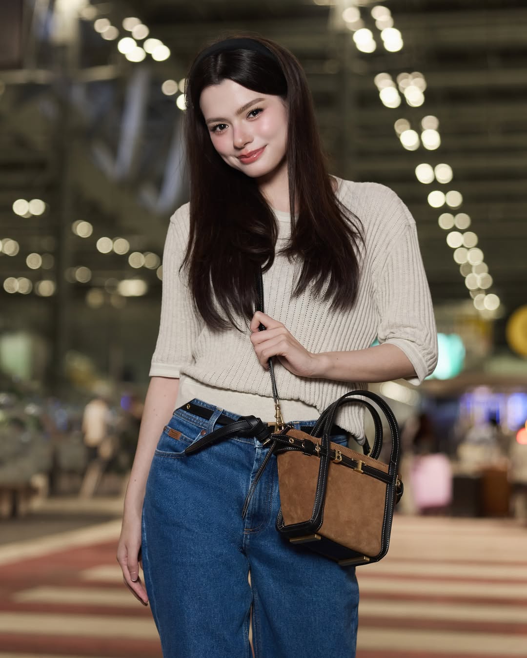 เบคกี้ - รีเบคก้า แพทรีเซีย อาร์มสตรอง