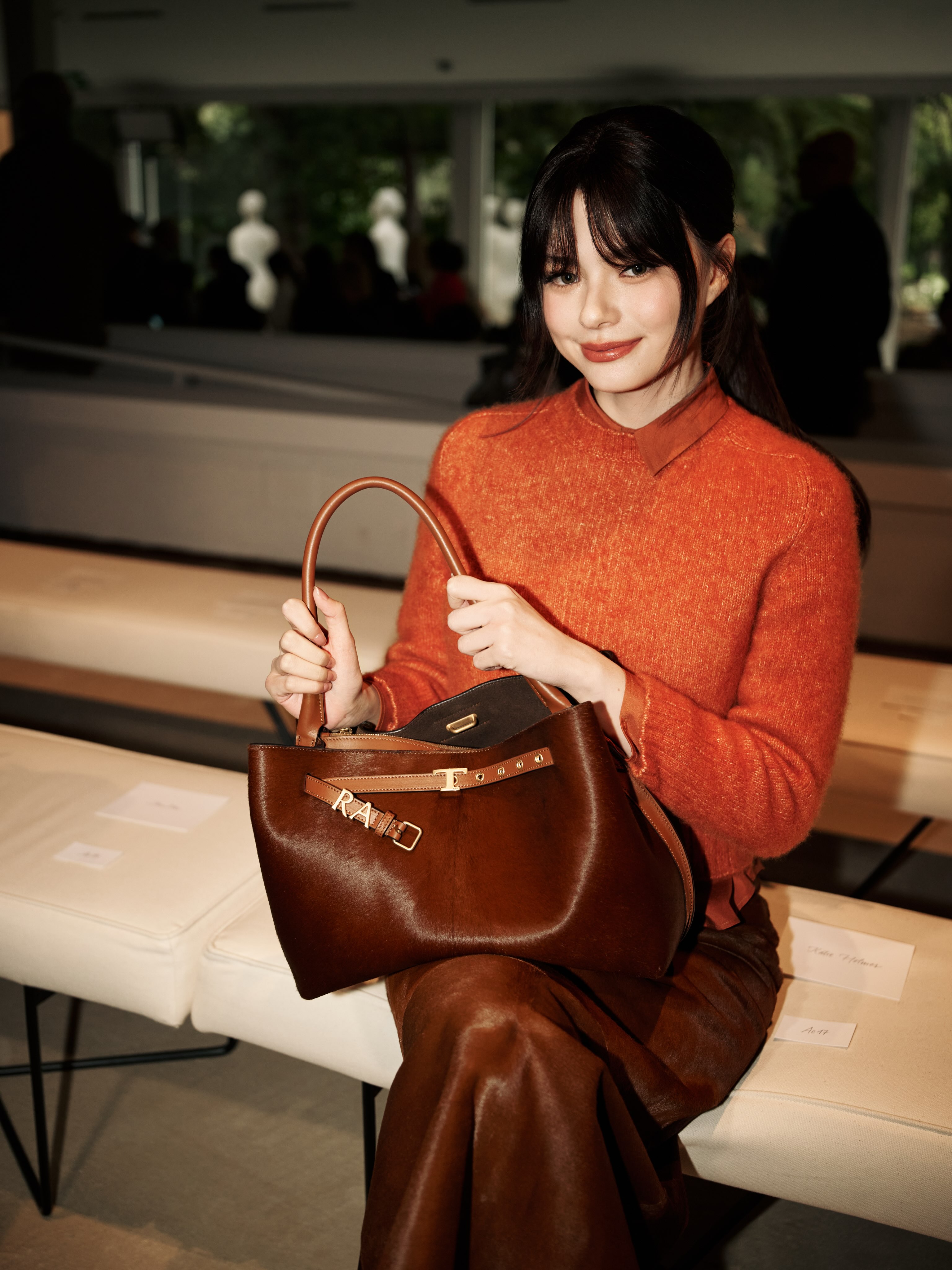 เบคกี้ - รีเบคก้า แพทรีเซีย อาร์มสตรอง