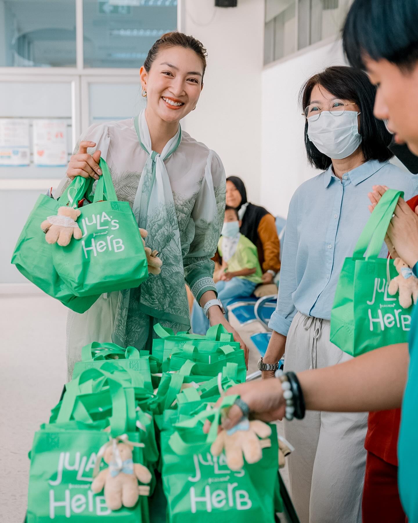 แพนเค้ก - เขมนิจ จามิกรณ์