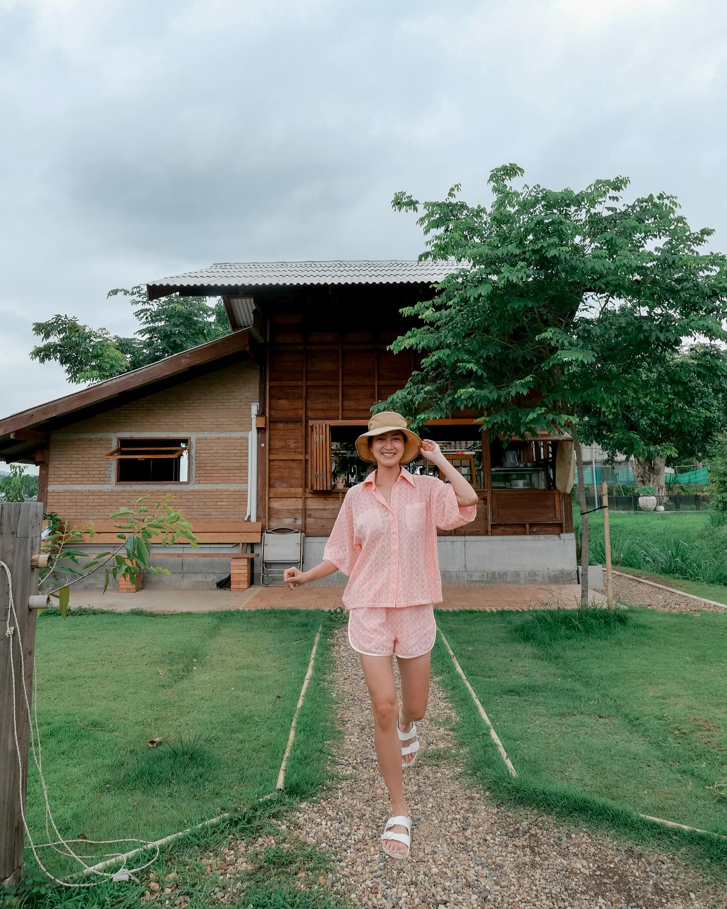 แพนเค้ก - เขมนิจ จามิกรณ์
