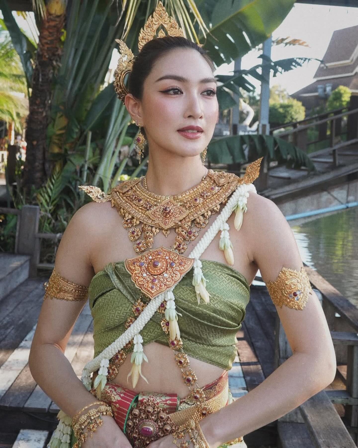 แพนเค้ก - เขมนิจ จามิกรณ์