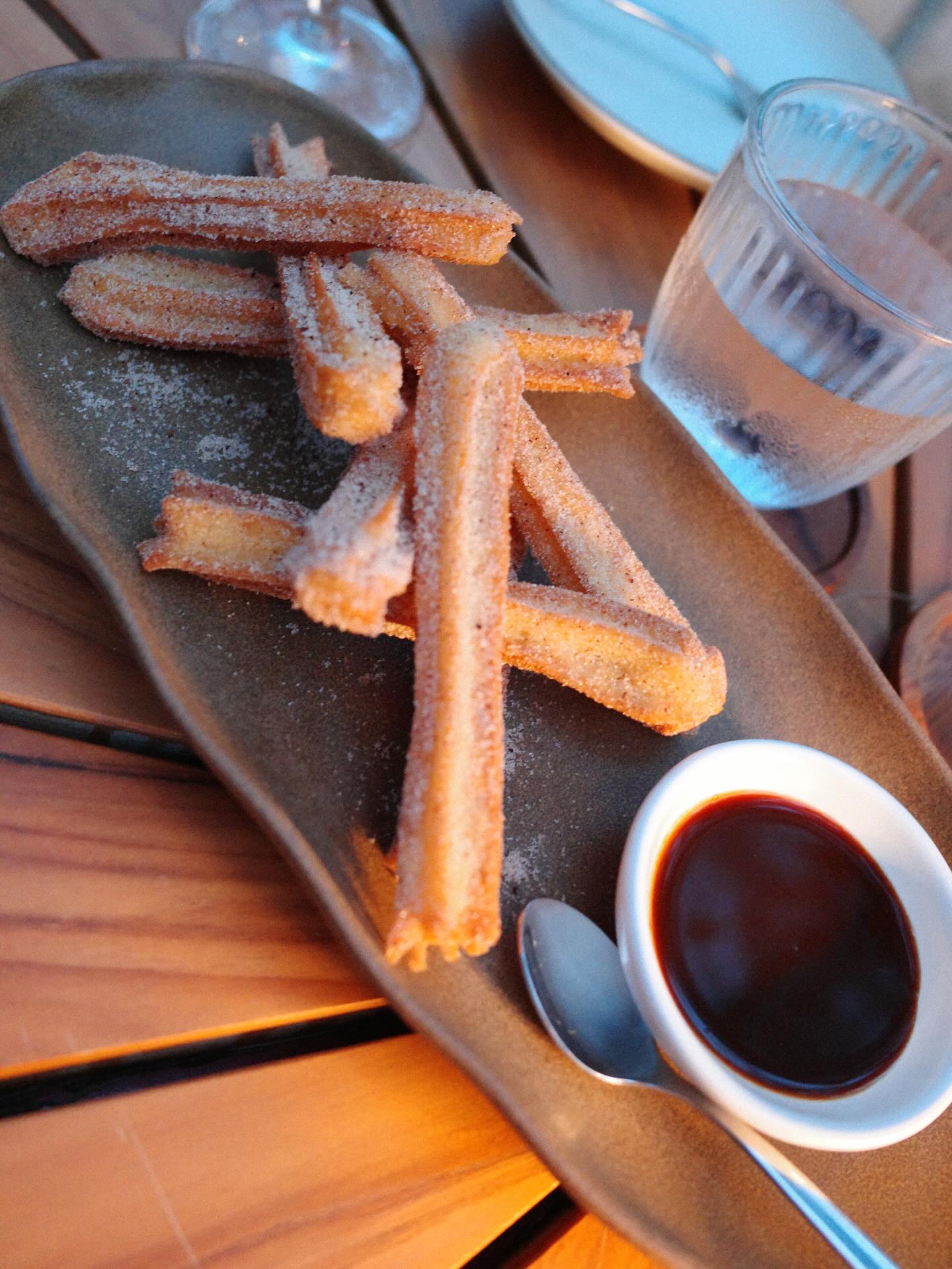 แพนเค้ก - เขมนิจ จามิกรณ์