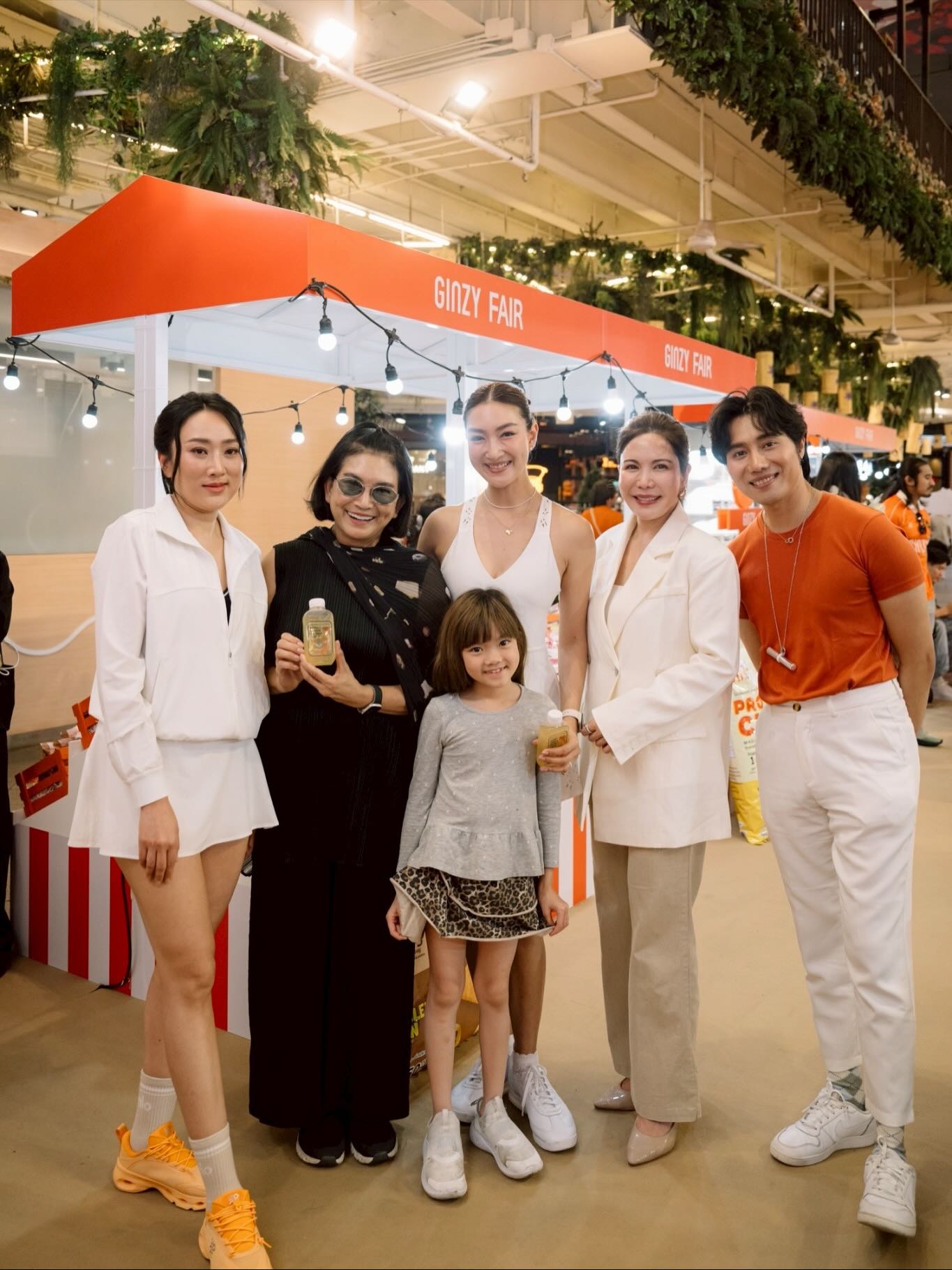 แพนเค้ก - เขมนิจ จามิกรณ์