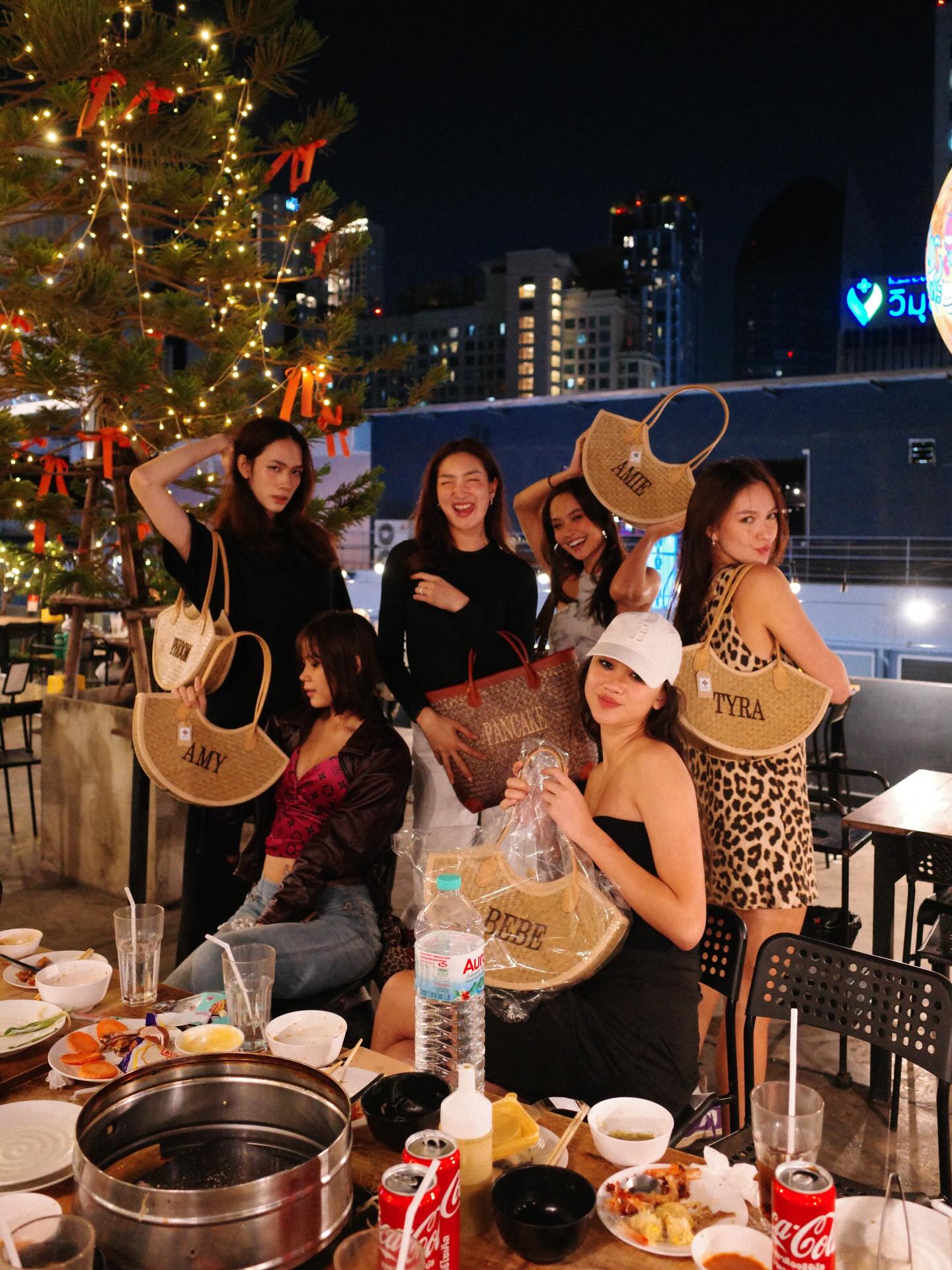 แพนเค้ก - เขมนิจ จามิกรณ์