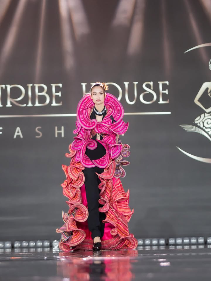 แพนเค้ก - เขมนิจ จามิกรณ์