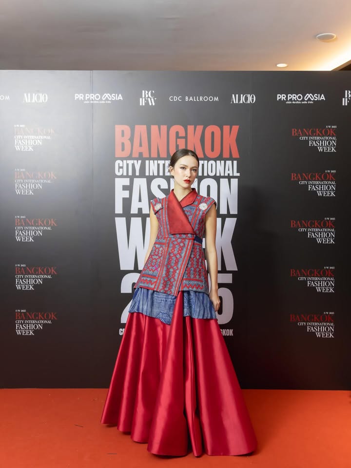 แพนเค้ก - เขมนิจ จามิกรณ์