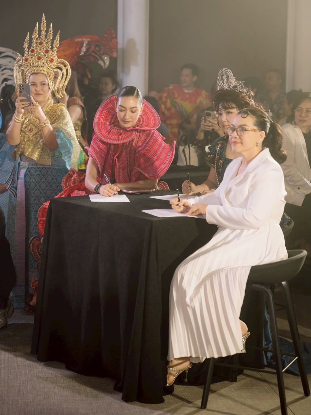 แพนเค้ก - เขมนิจ จามิกรณ์