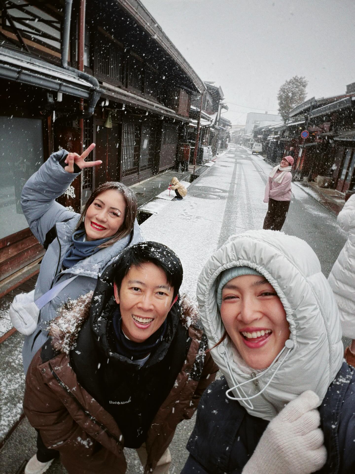 แพนเค้ก - เขมนิจ จามิกรณ์