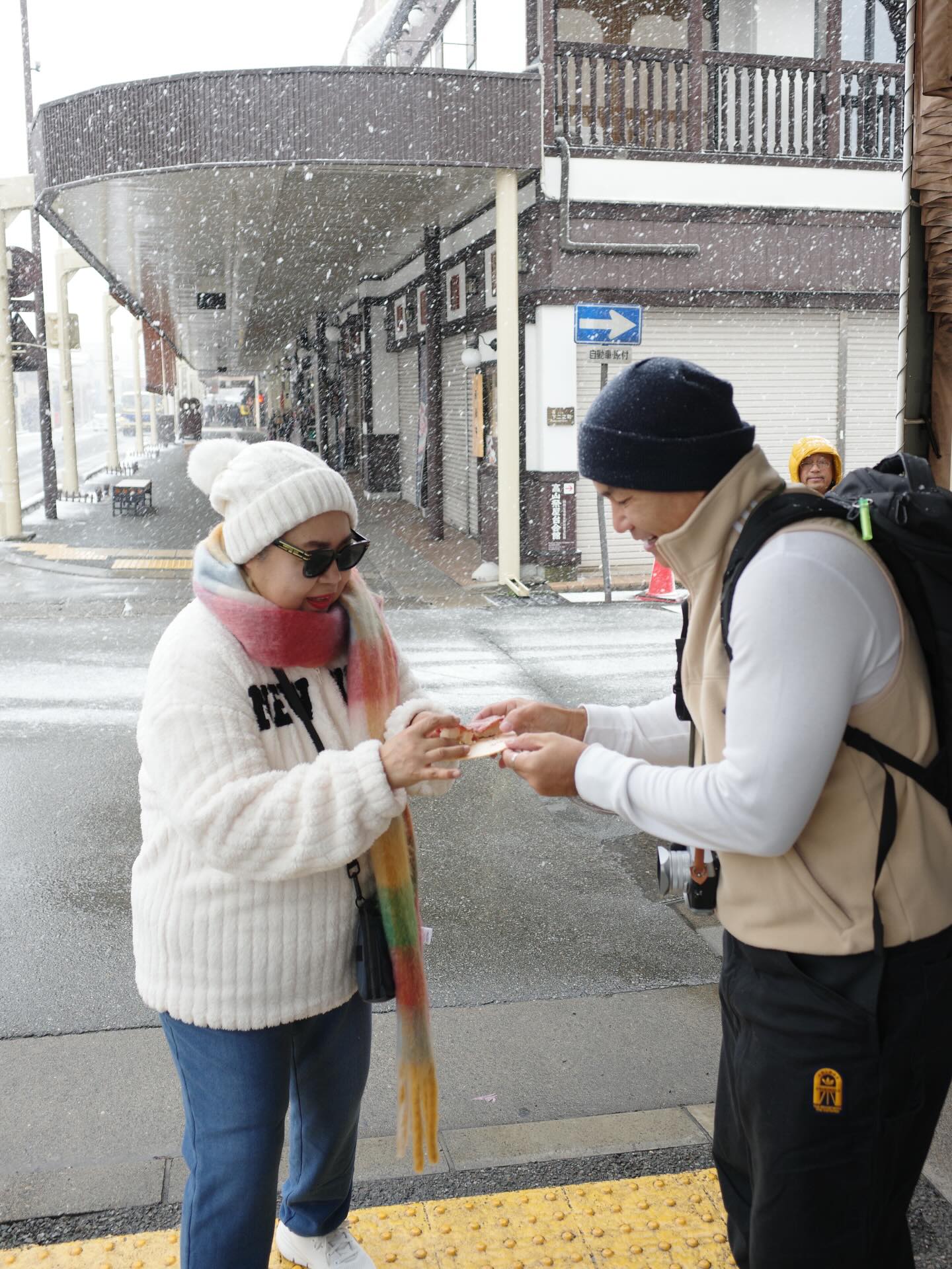 แพนเค้ก - เขมนิจ จามิกรณ์