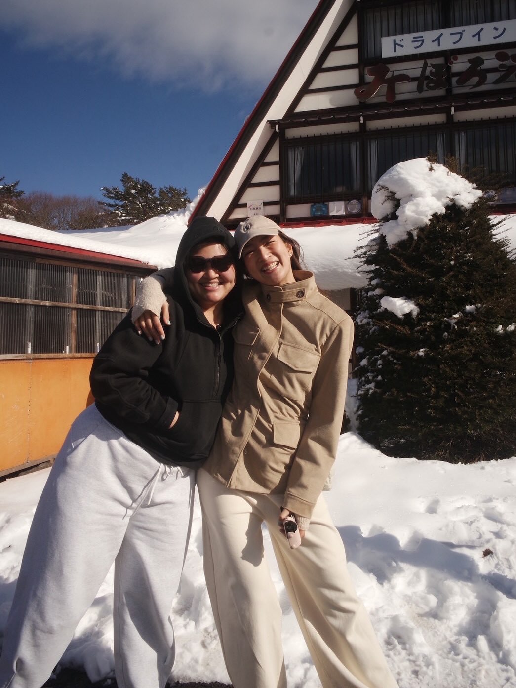 แพนเค้ก - เขมนิจ จามิกรณ์