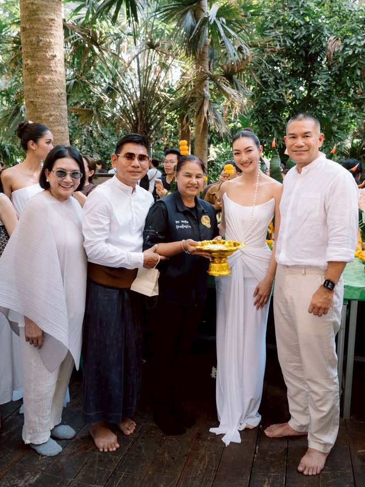 แพนเค้ก - เขมนิจ จามิกรณ์