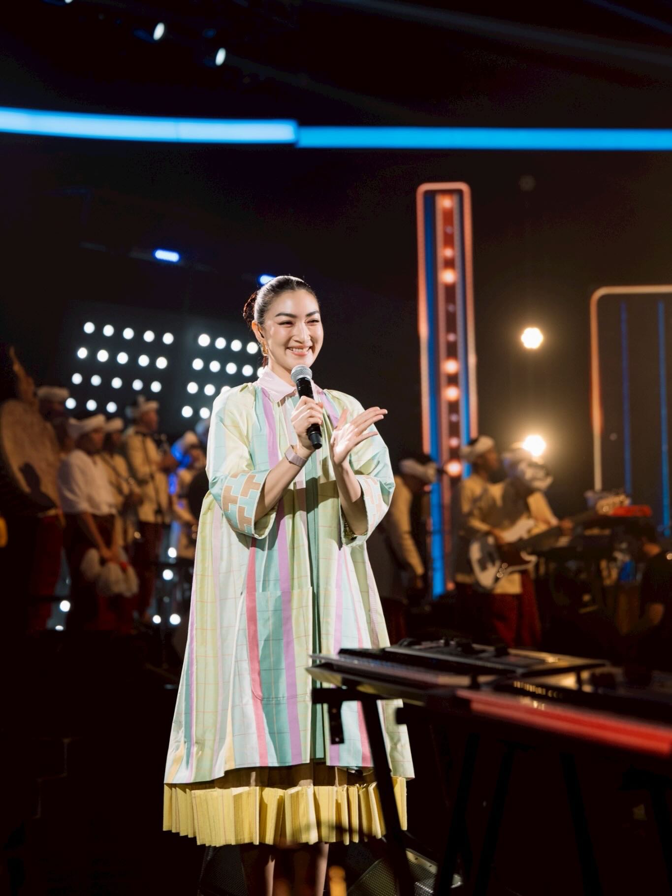 แพนเค้ก - เขมนิจ จามิกรณ์