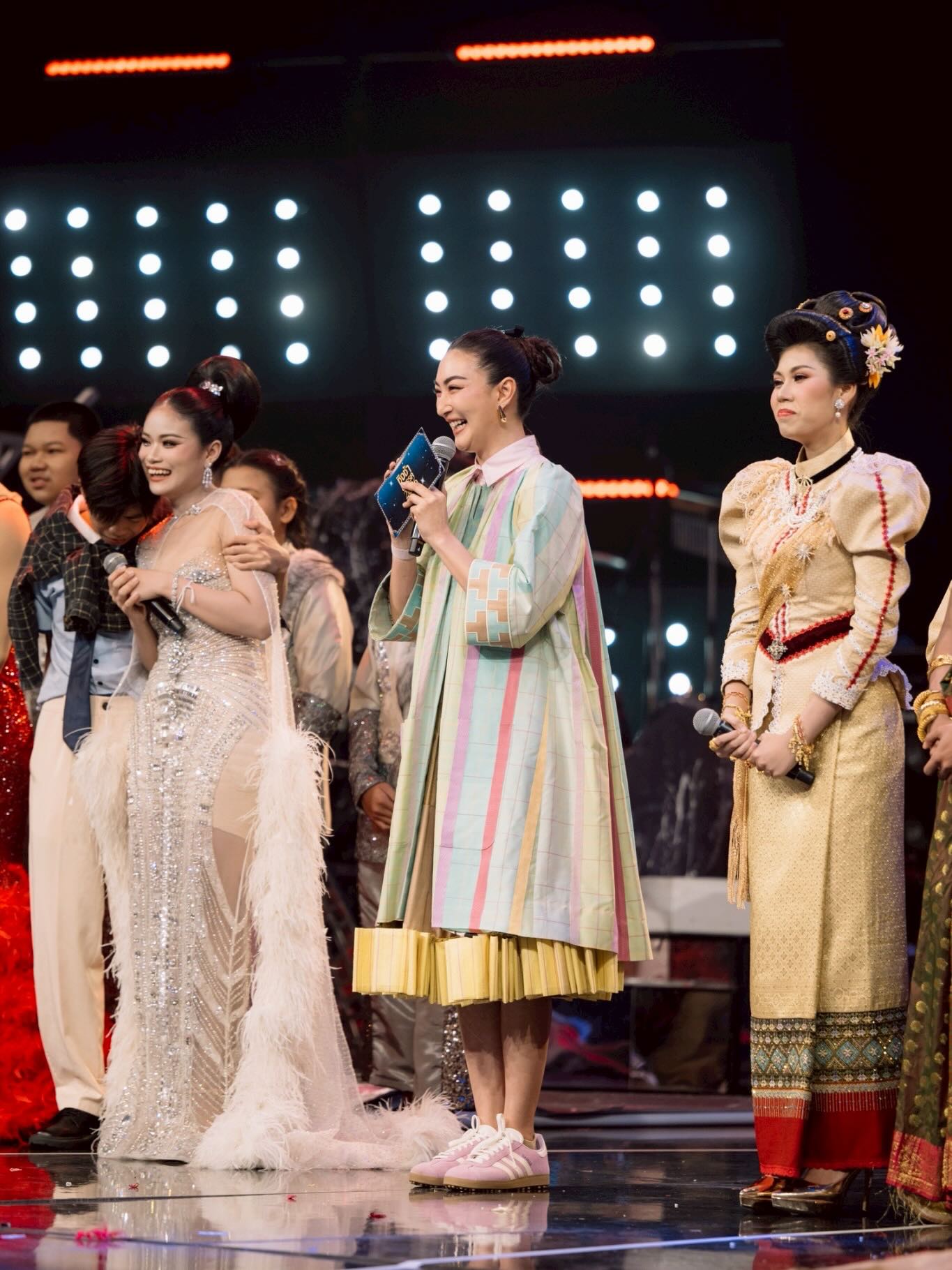 แพนเค้ก - เขมนิจ จามิกรณ์