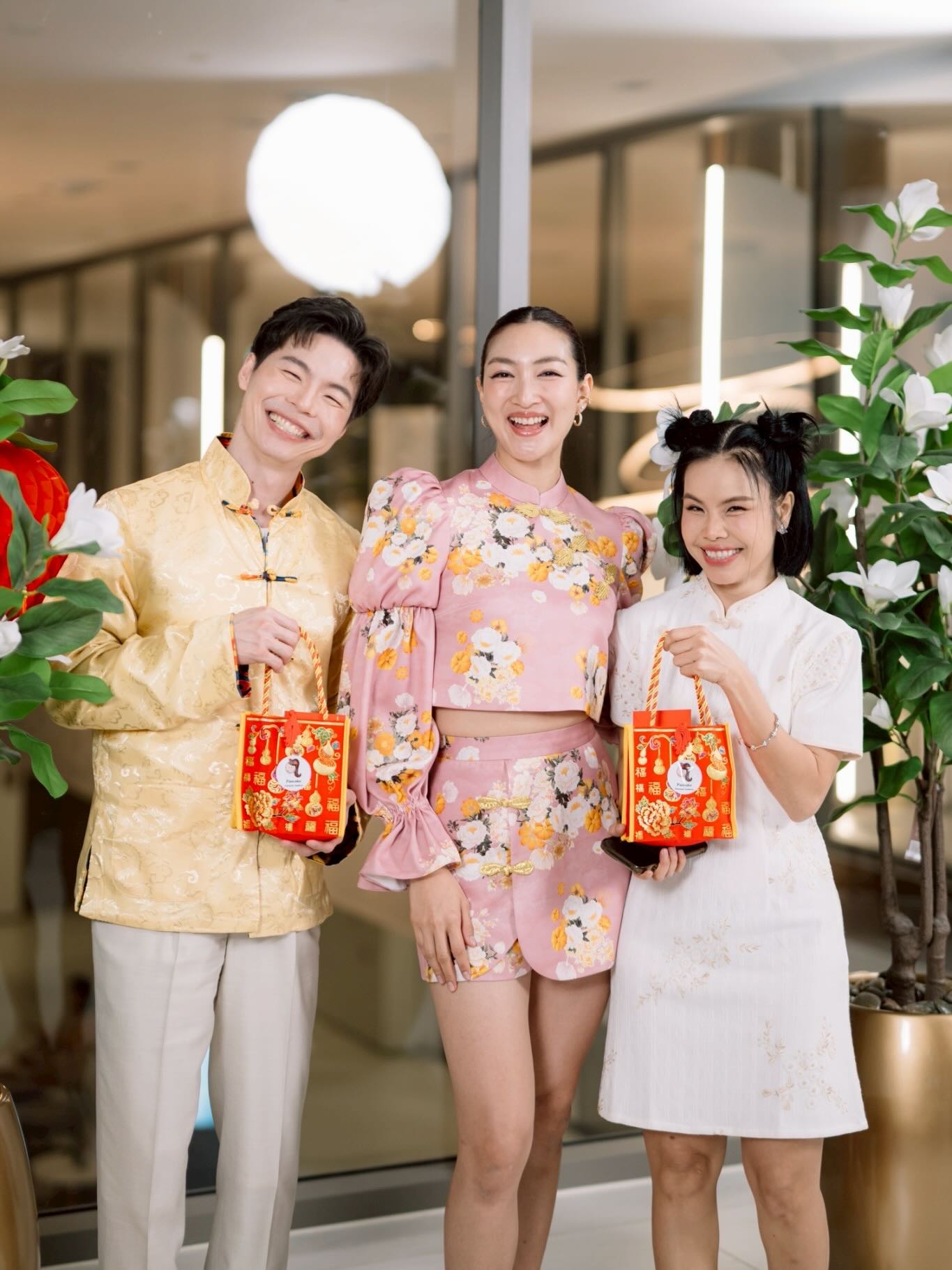 แพนเค้ก - เขมนิจ จามิกรณ์