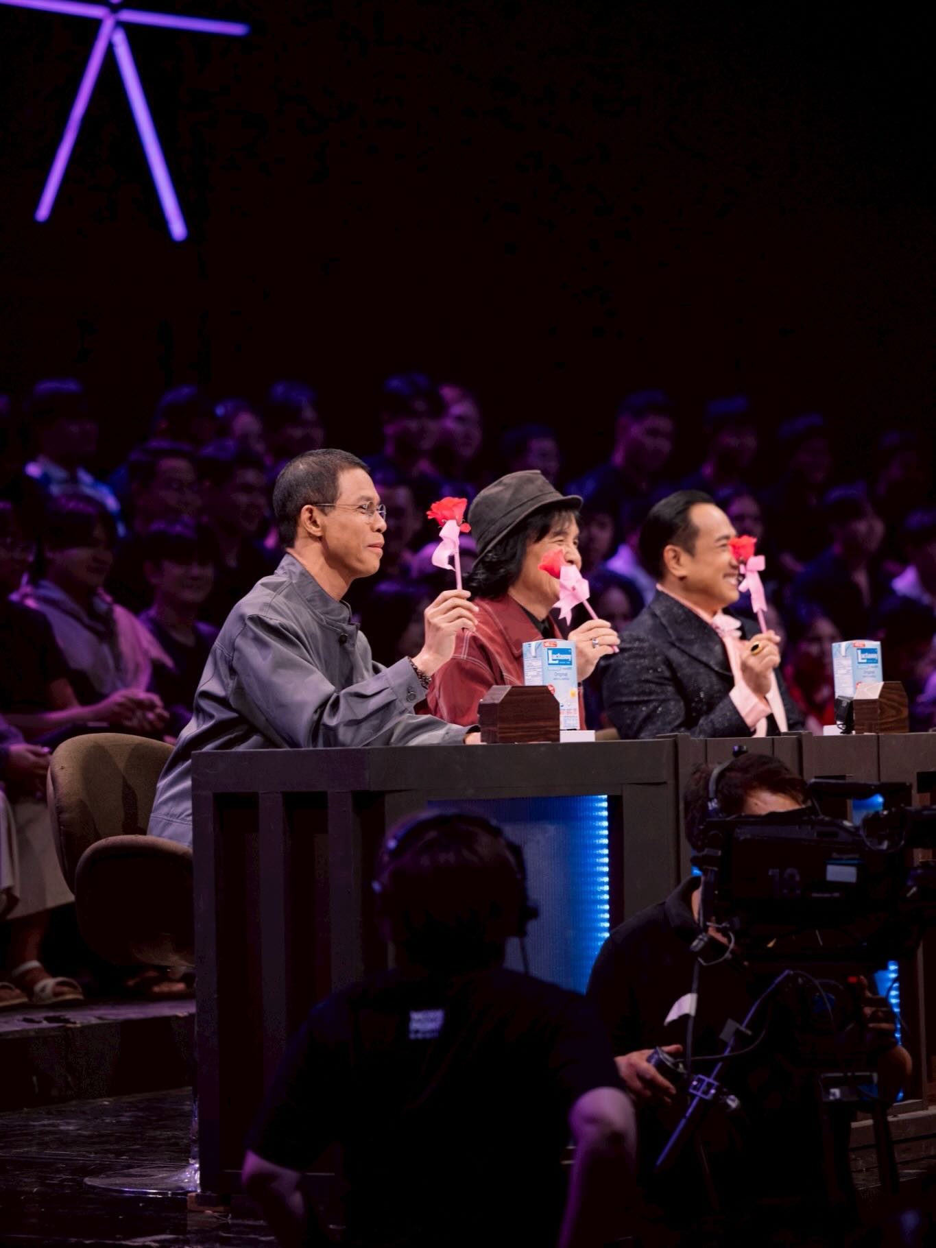 แพนเค้ก - เขมนิจ จามิกรณ์