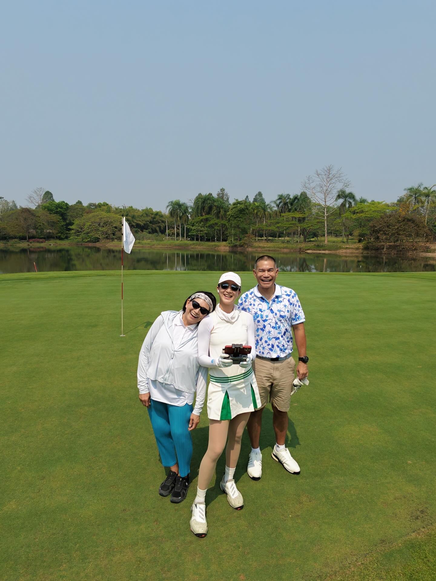 แพนเค้ก - เขมนิจ จามิกรณ์