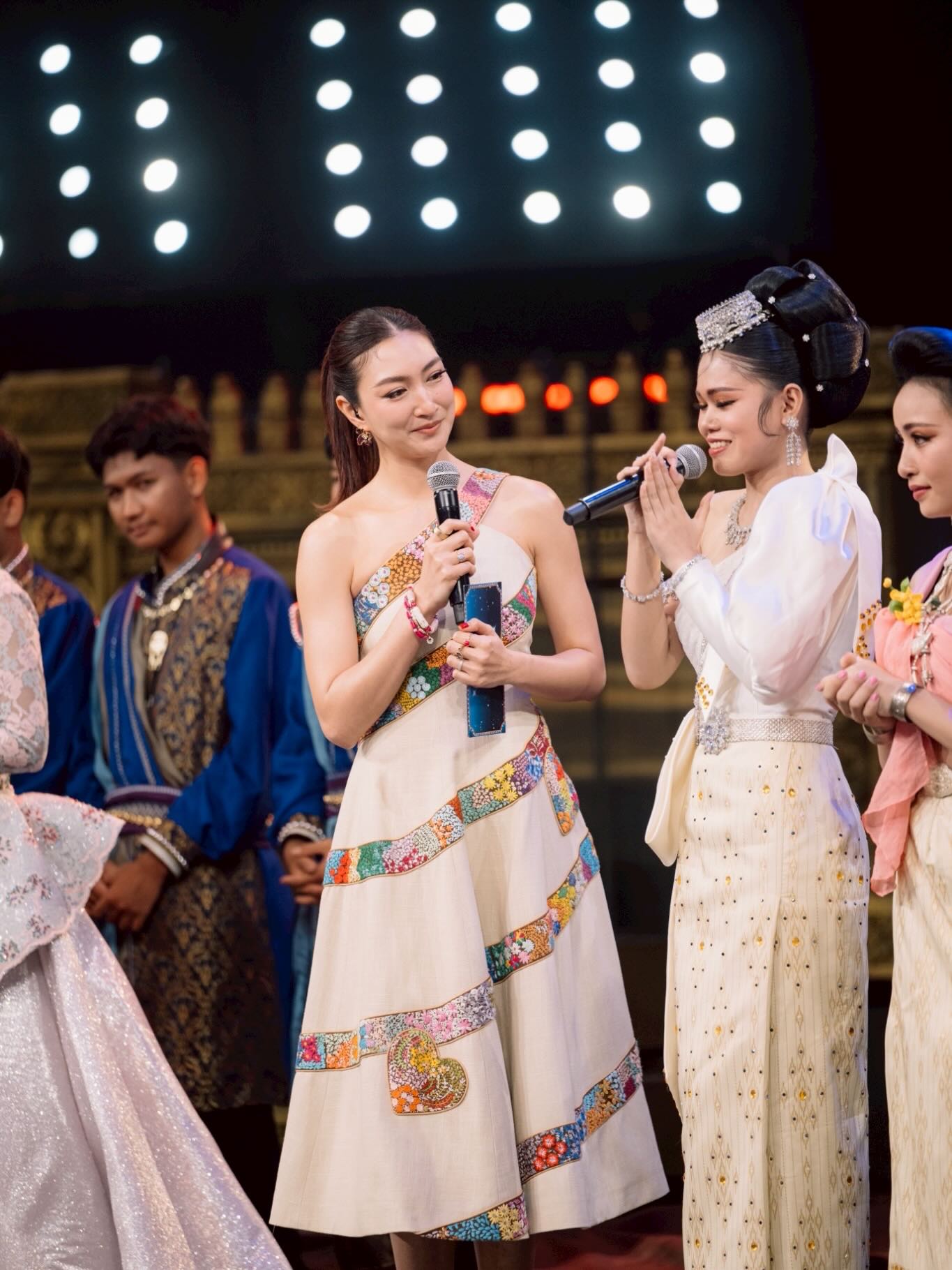 แพนเค้ก - เขมนิจ จามิกรณ์