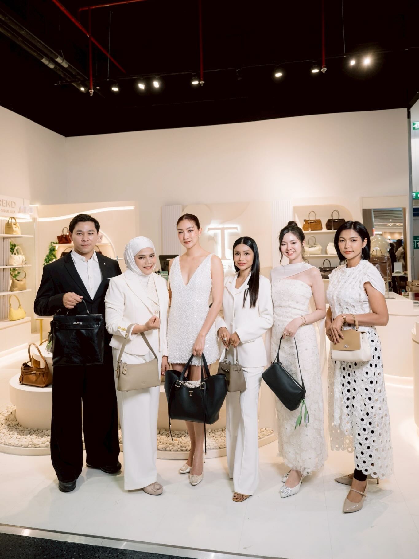 แพนเค้ก - เขมนิจ จามิกรณ์