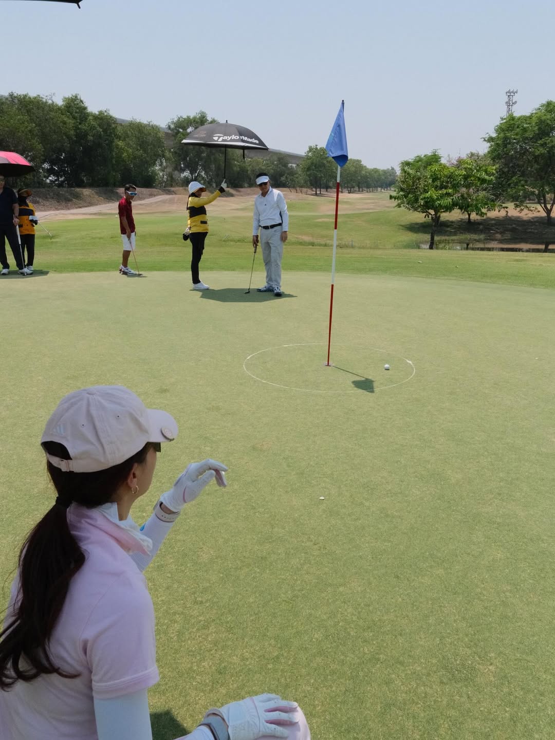 แพนเค้ก - เขมนิจ จามิกรณ์