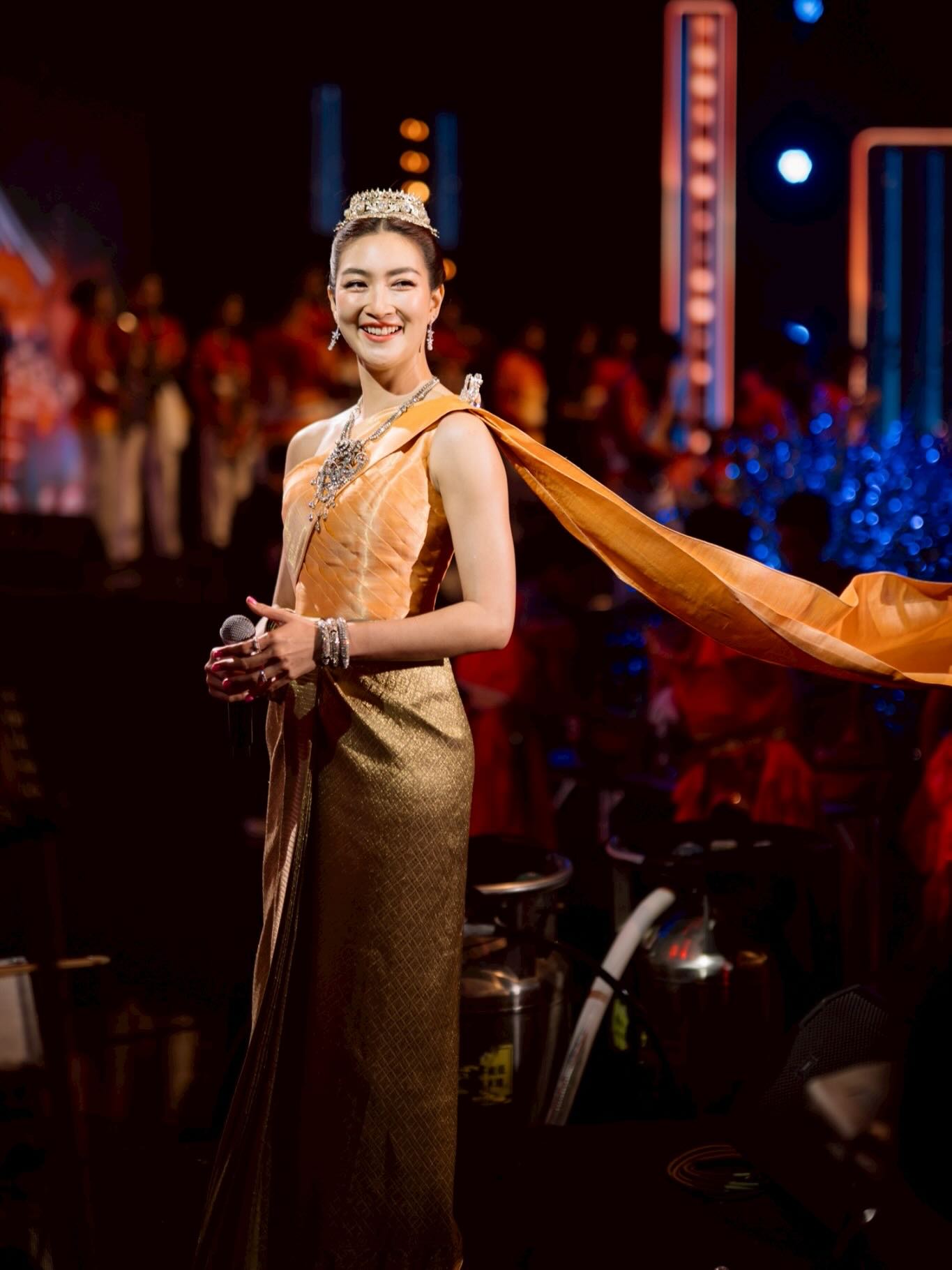 แพนเค้ก - เขมนิจ จามิกรณ์