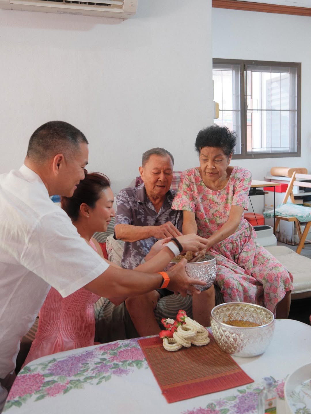 แพนเค้ก - เขมนิจ จามิกรณ์