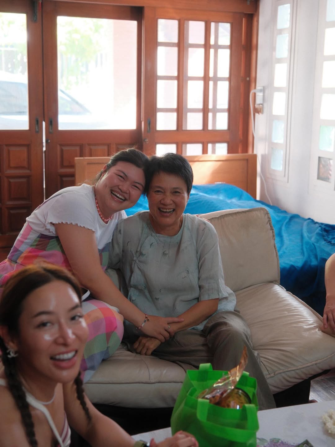 แพนเค้ก - เขมนิจ จามิกรณ์