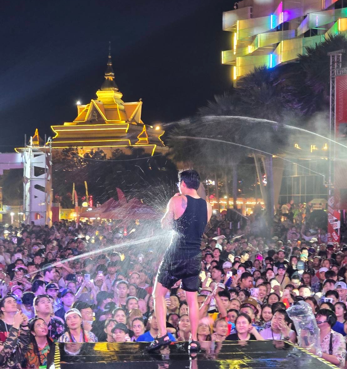 ตู่ - ภพธร สุนทรญาณกิจ