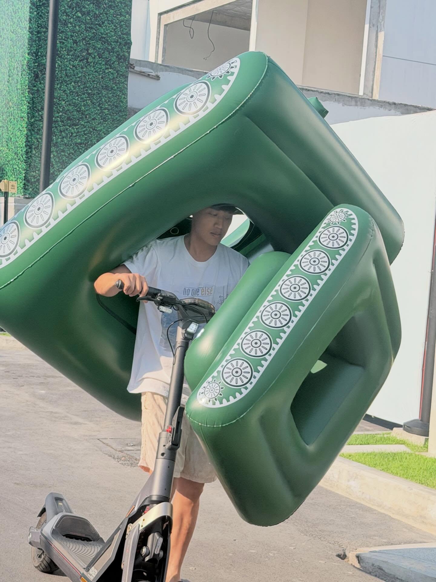 ตู่ - ภพธร สุนทรญาณกิจ