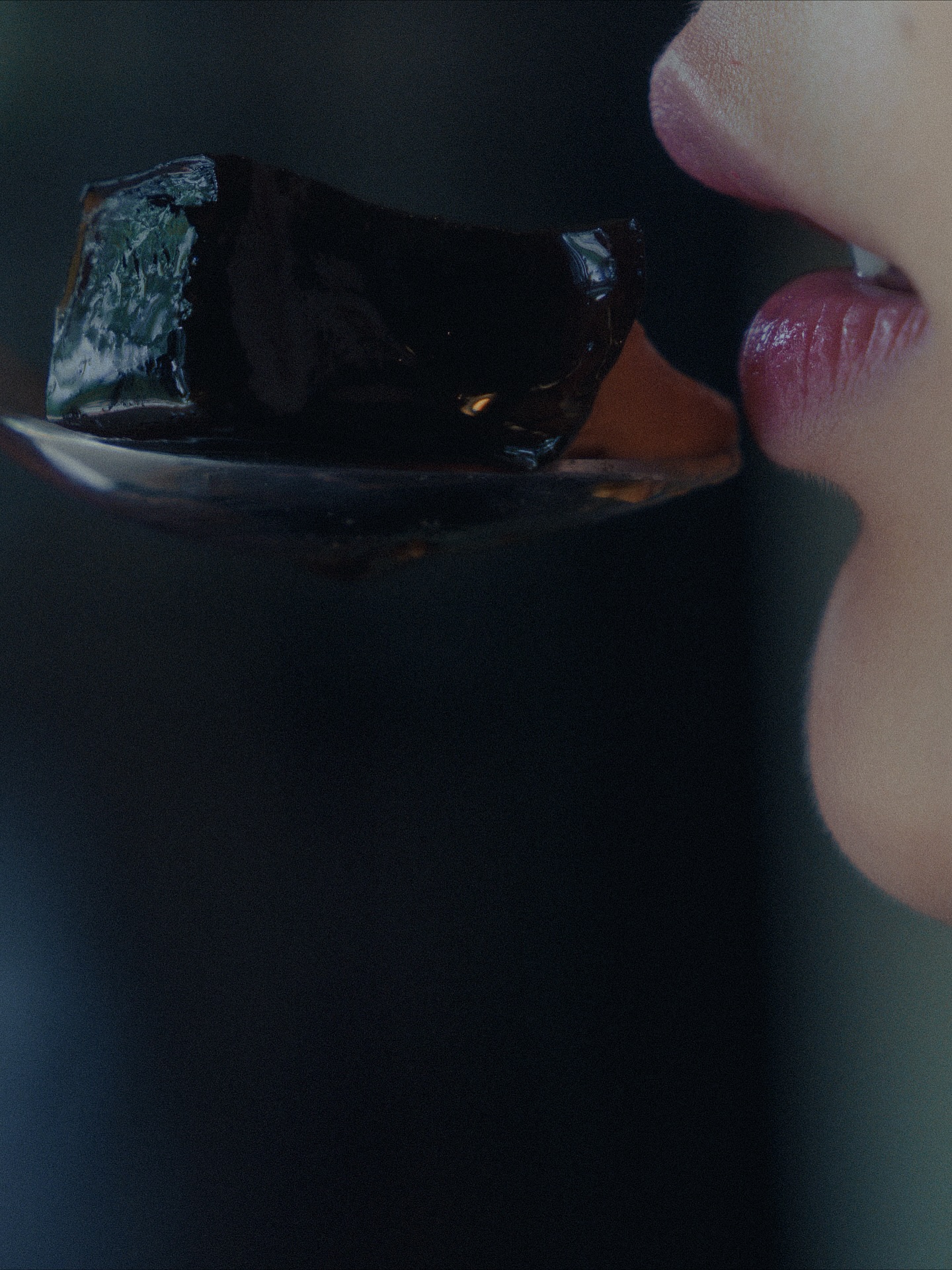 เนเน่ - พรนับพัน พรเพ็ญพิพัฒน์