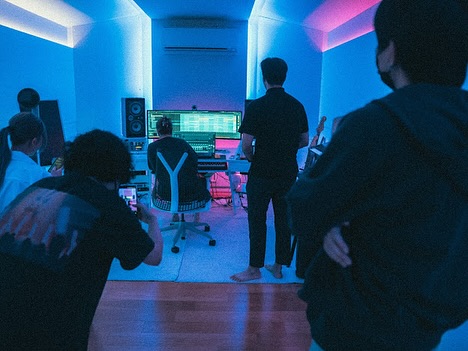 เนเน่ - พรนับพัน พรเพ็ญพิพัฒน์