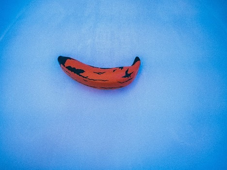 เนเน่ - พรนับพัน พรเพ็ญพิพัฒน์