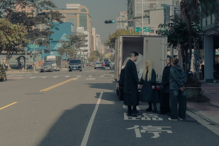 เนเน่ - พรนับพัน พรเพ็ญพิพัฒน์