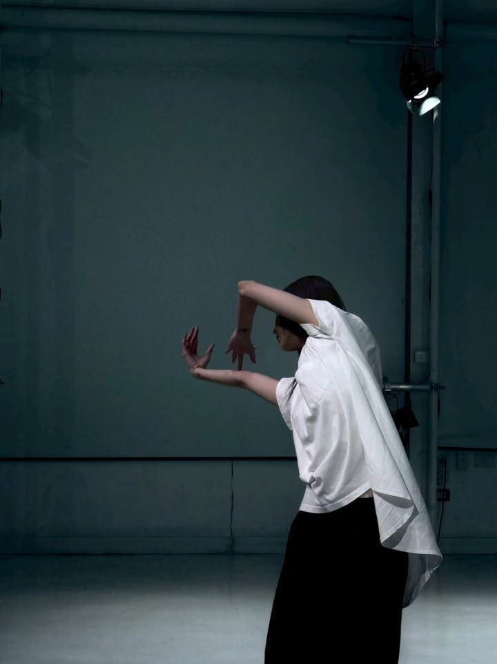 เนเน่ - พรนับพัน พรเพ็ญพิพัฒน์