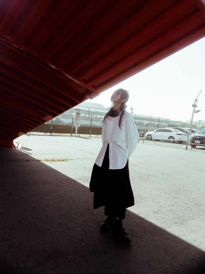 เนเน่ - พรนับพัน พรเพ็ญพิพัฒน์