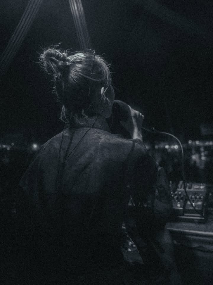 เนเน่ - พรนับพัน พรเพ็ญพิพัฒน์