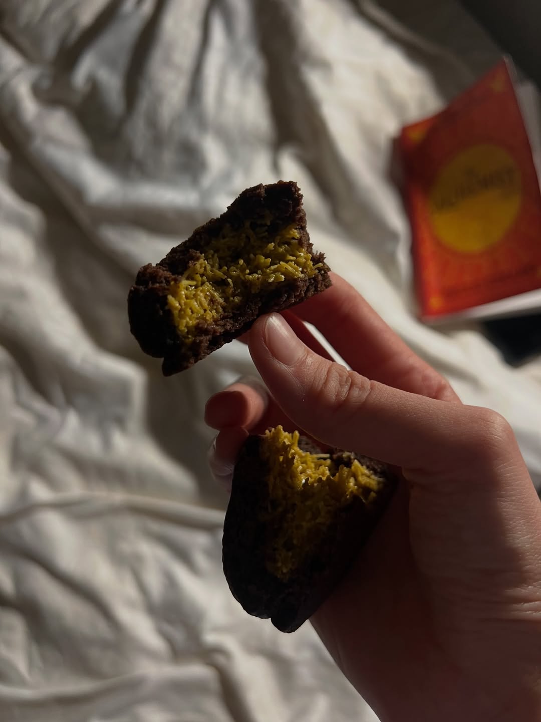 เนเน่ - พรนับพัน พรเพ็ญพิพัฒน์