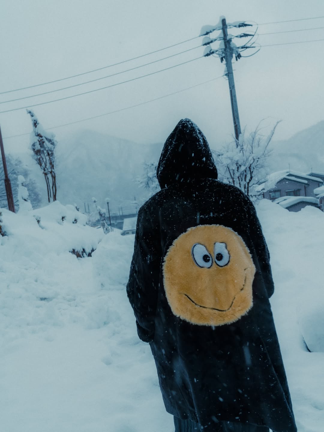 เนเน่ - พรนับพัน พรเพ็ญพิพัฒน์