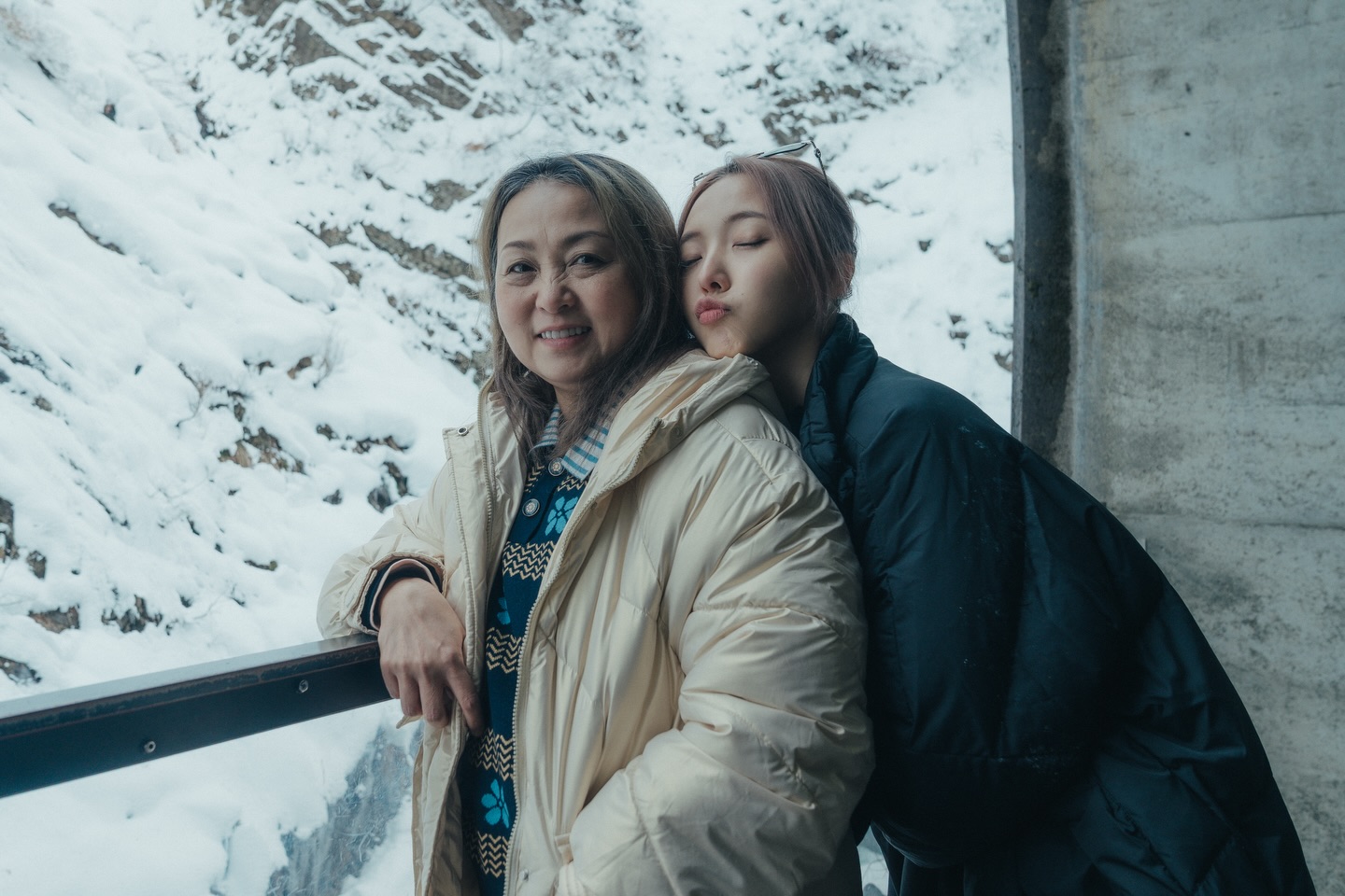 เนเน่ - พรนับพัน พรเพ็ญพิพัฒน์