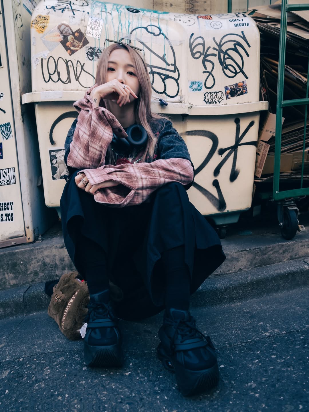 เนเน่ - พรนับพัน พรเพ็ญพิพัฒน์